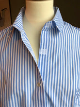 Load image into Gallery viewer, Close up of velcro fastening on Hannah blouse
