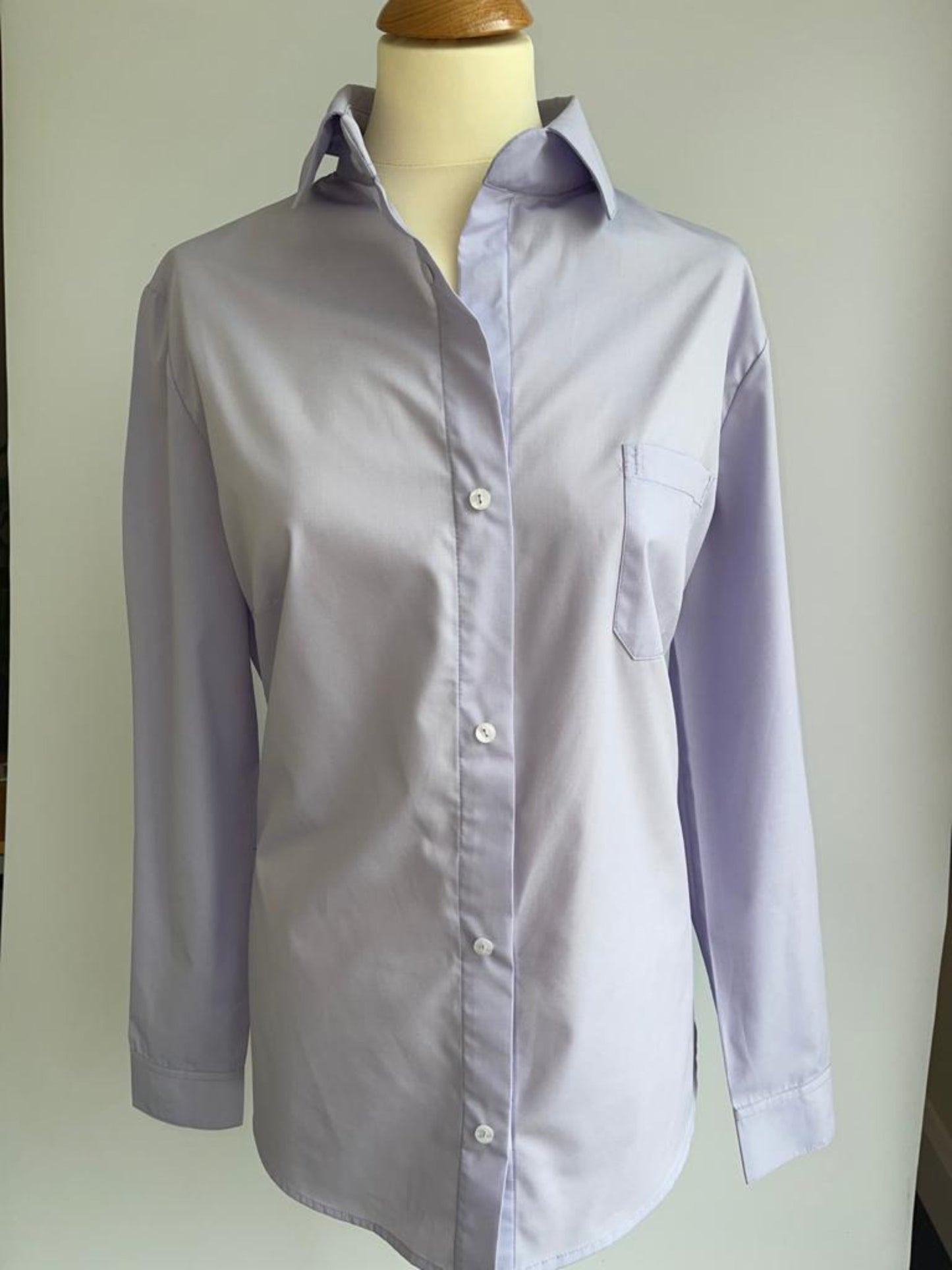 Matilda long sleeve blouse with magnetic fastening in lilac